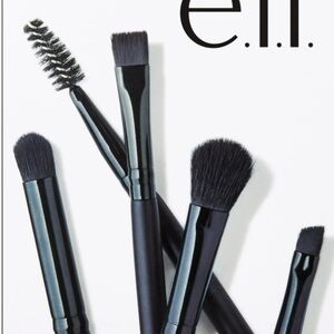 e.l.f. ULTIMATE EYES 5 PIECE BRUSH COLLECTION